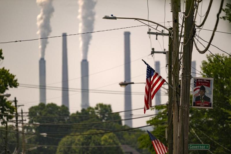 Coal-powered AI robots are a dirty fantasy