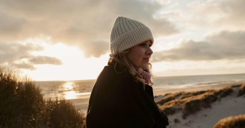 4 Ways to Tell If You're Falling Out of Love