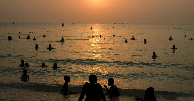 UAE summer temperatures surge near record highs after hottest ever spring