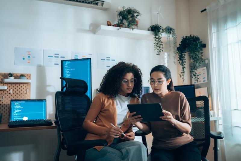 How AI Makes the Go-to-Market Process Faster — Plus the Best Ways to Use It