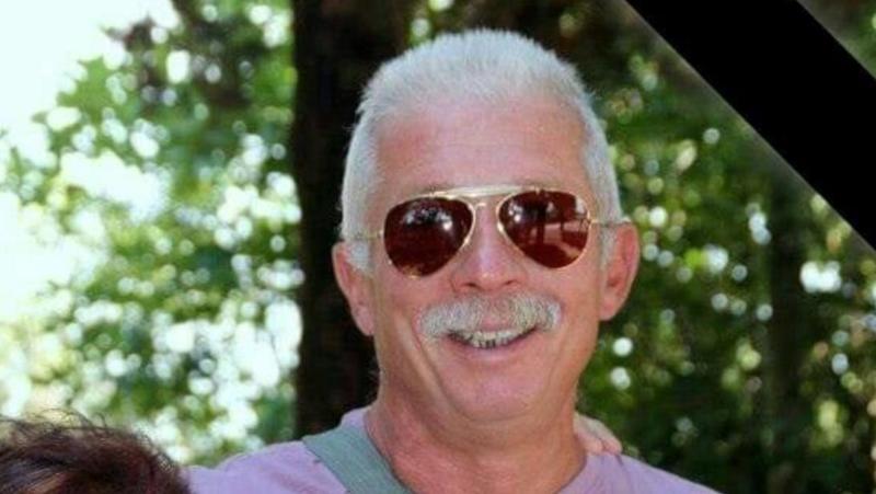 Colpito da un fulmine sulla spiaggia, Moreno Camilli è grave ma vivo: lo ha salvato Cinzia, la moglie infermiera