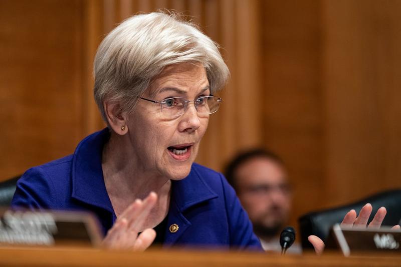 Trump Loses It as Elizabeth Warren Exposes His Terrible Economy