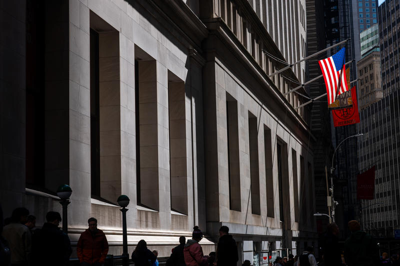 S&P 500 CEOs Fixate on These 4 Topics in Earnings Calls in 2025