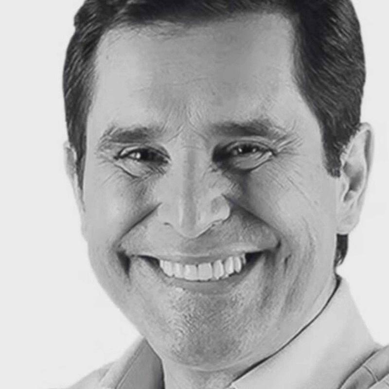 Aos 64 anos, morre o locutor Bob Floriano