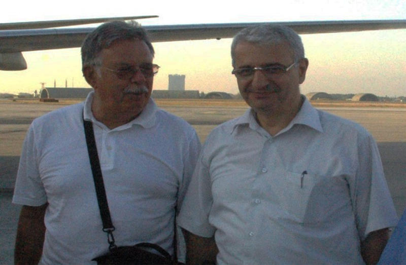 BOYUN EĞMEYEN ŞİİRLER! Ak Alın Hocaya Sorular