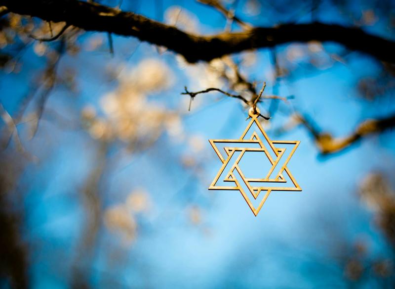 The right has filled a void on antisemitism – leaving the Jewish left without a language to talk about it