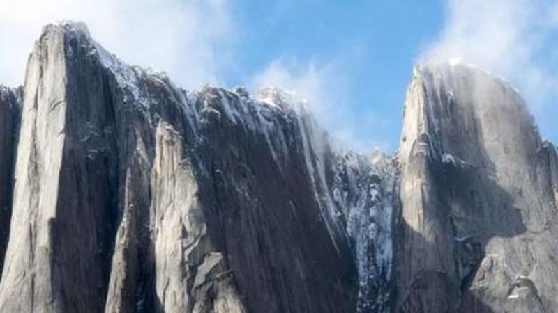 Ragni di Lecco, spedizione nello Yukon: il gruppo lascia la firma sulle pareti ‘inarrampicabili’ in Canada