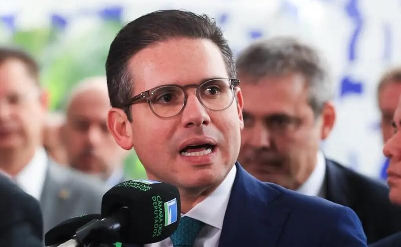 Vice-presidente da Câmara diz que pautará anistia na ausência de Hugo Motta
