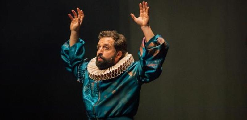 Gregorio Duvivier mostra como fazer rir sem ofender, humilhar ou diminuir