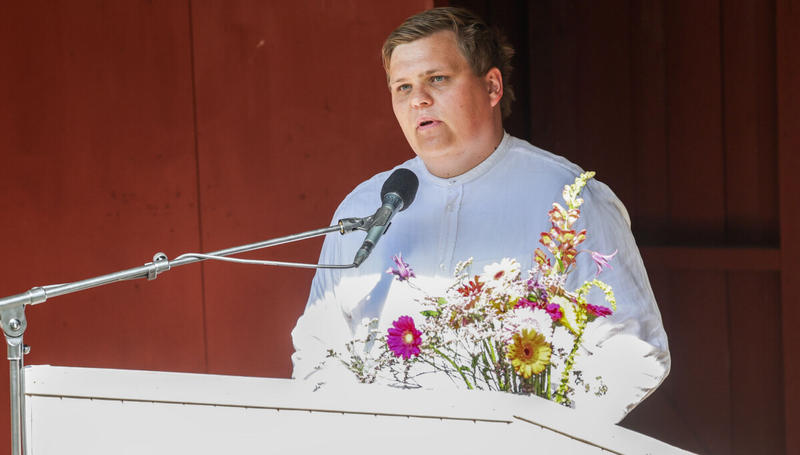 Sterkt og personlig om lengselen etter fortiden. Og dermed om fascismens appell