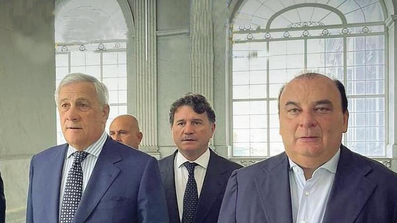 Forza Italia alleataÂ del governatore De LucaÂ sul Teatro San CarloÂ e sulla Coppa America