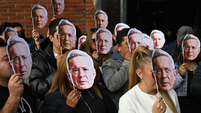 Kolumbien | Zwölf Jahre Ausgangssperre für Kolumbiens Ex-Präsident Álvaro Uribe
