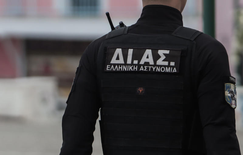 Σύλληψη πρώην αστυνομικού Τik Τoker: Η διαχρονική σχέση του εθνικισμού με το...