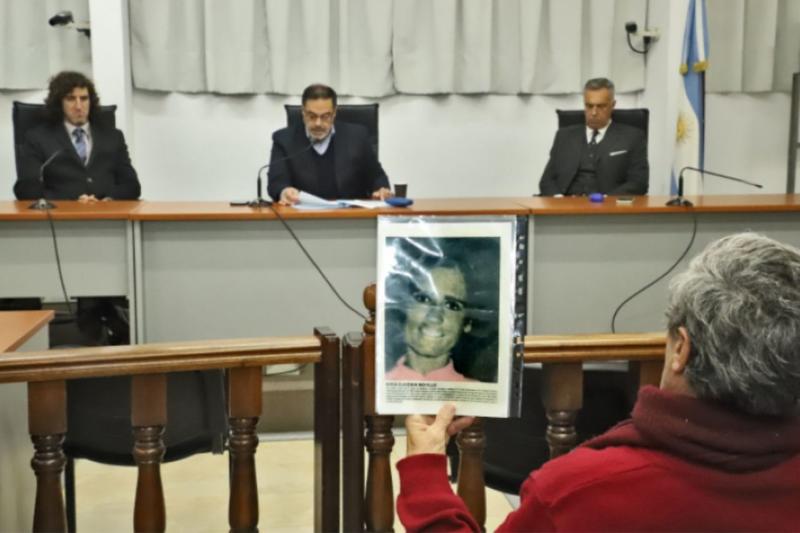 Two policemen acquitted from death flight cover-up accusations