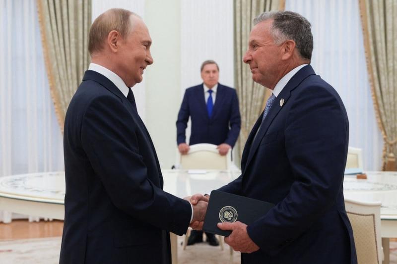 U.S. Sanctions on Russia Still Loom After Putin-Witkoff Meeting