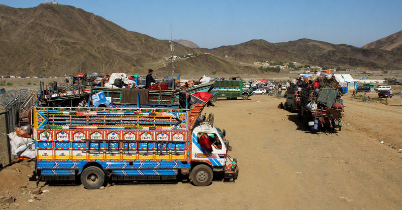 Pakistan starts deporting registered Afghan refugees, says UNHCR