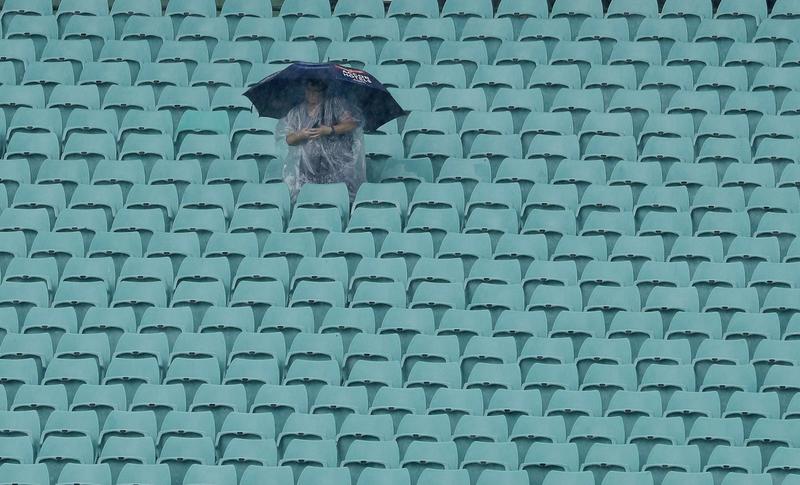 Changes are brewing in the Indian Ocean. Does this mean Australia should get ready for a soggy spring?