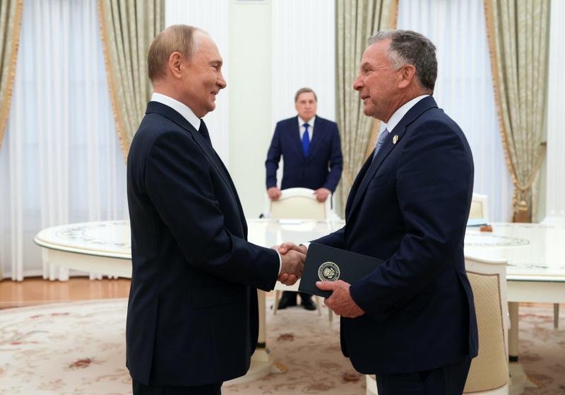 Trump has finally realised he needs economic and military muscle to force Putin to agree a peace deal