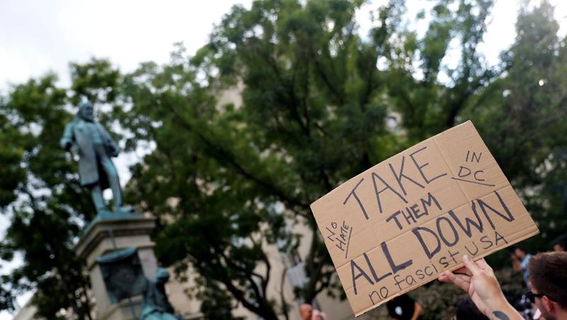Trump glorifies racist Confederacy while erasing Black history