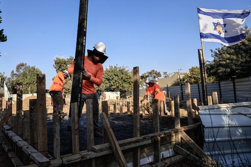 Kibbutz Nir Oz suspends cornerstone-laying event to protest cabinet meeting on Gaza plan