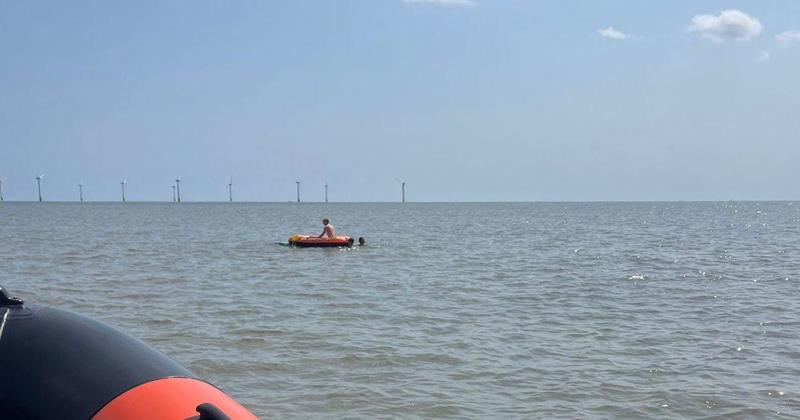 Three teens in dinghy rescued after drifting out to sea