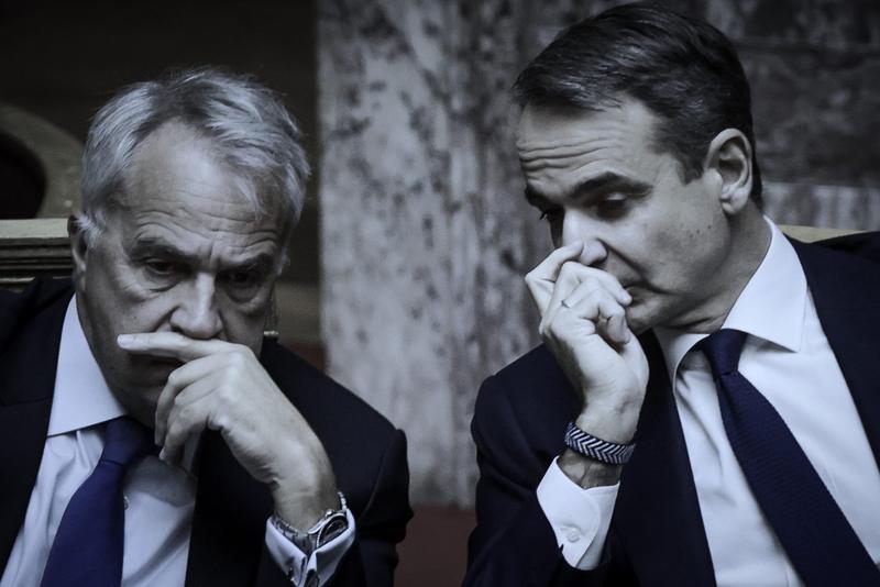 Το «παγκάλειο θεώρημα» των «διαχρονικών ευθυνών» γυρνάει «μπούμερανγκ» στην κυβέρνηση