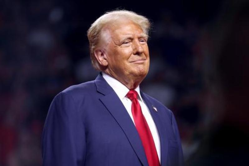 Трамп решил помиловать сутенера и торговца людьми