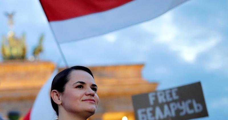How to Resist a Dictator