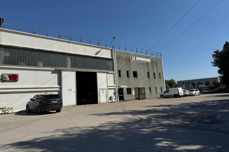 Trovato morto in fonderia, è mistero. “Non è un incidente sul lavoro”