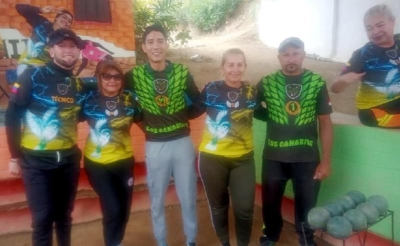Bolas criollas: Los Canarios-Canarias “se coronan campeones” en Jajó