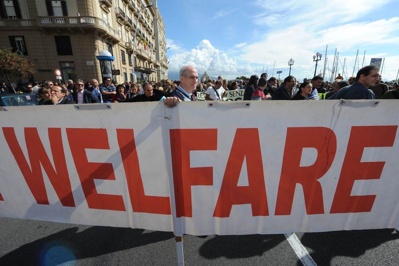 Editoriale Le disuguaglianze, l'eclissi del Welfare e il mito fragile del merito