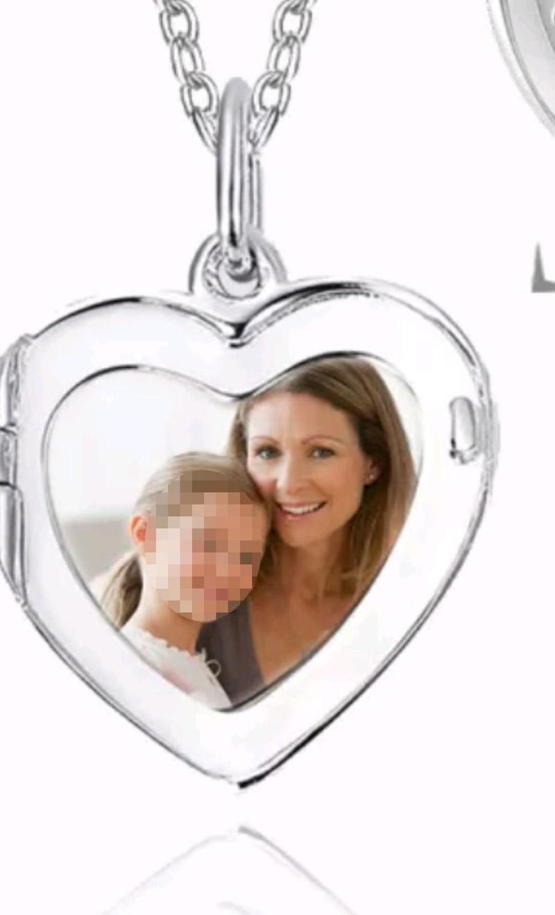 Mamma investita e uccisa nel Bresciano, la 24enne alla guida: “Non mi sono accorta”. Ma è accusata di omicidio stradale e fuga