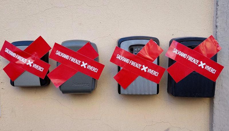 “Gli affitti brevi soffocano Milano e servono solo a massimizzare i profitti. Dobbiamo imitare Firenze e protestare dal basso”