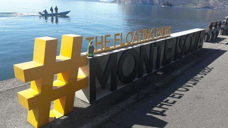 Estate 2025, i lidi del lago d’Iseo e soprattutto Monte Isola non conoscono la crisi: boom di turisti da tutto il mondo