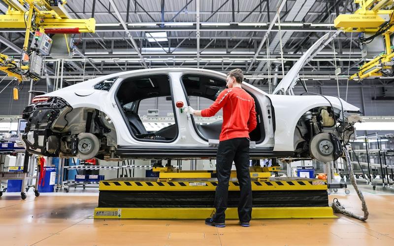 Porsche am Abgrund: Jetzt kehrt der Autobauer Elektroautos den Rücken