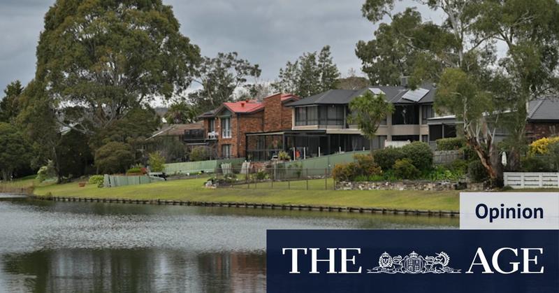 My suburb was promised a train station, but all we’re getting is a ‘trackless tram’