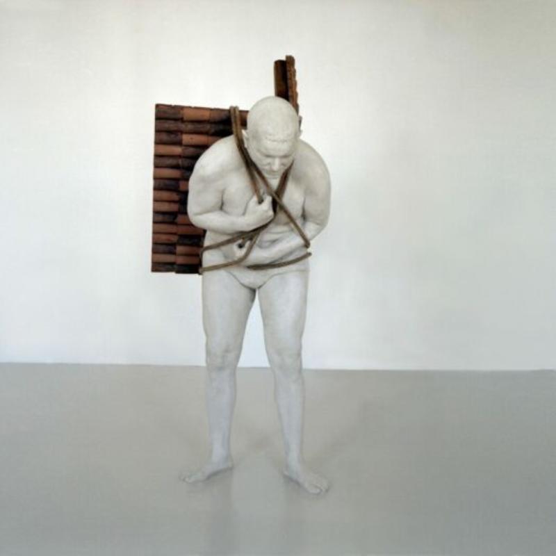 Adrian Paci. No Man is an Island. La mostra a Roma in Via della Conciliazione 5 è un progetto di arte contemporanea promosso dal Dicastero per la Cultura e l'Educazione del Vaticano
