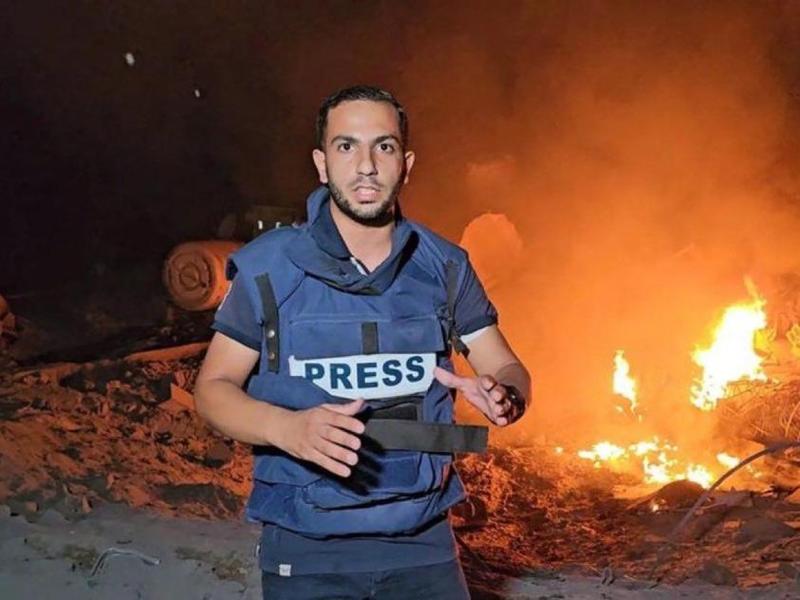 A Gaza bombe sulla troupe di Al Jazeera: scambio di accuse sui cronisti uccisi