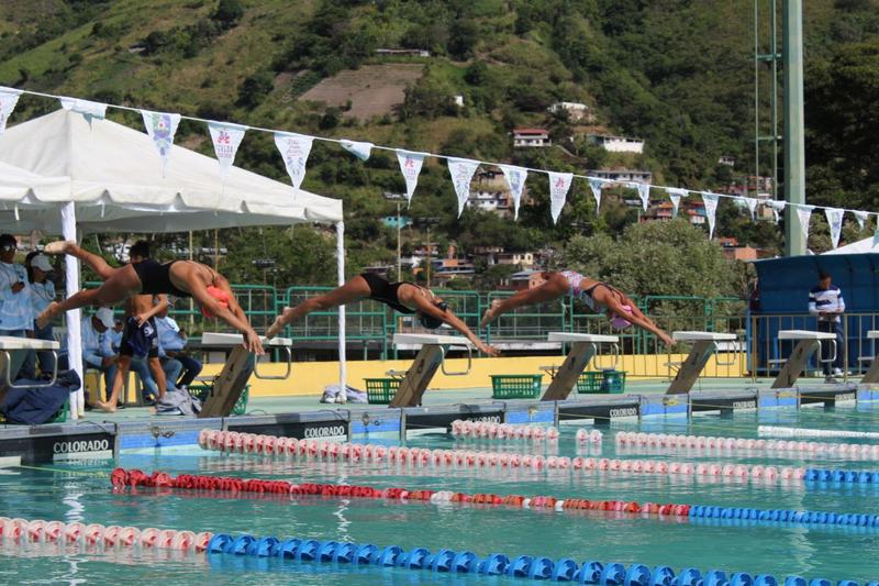 Concluyó con éxito el Campeonato Estadal de Natación 2025 ‎