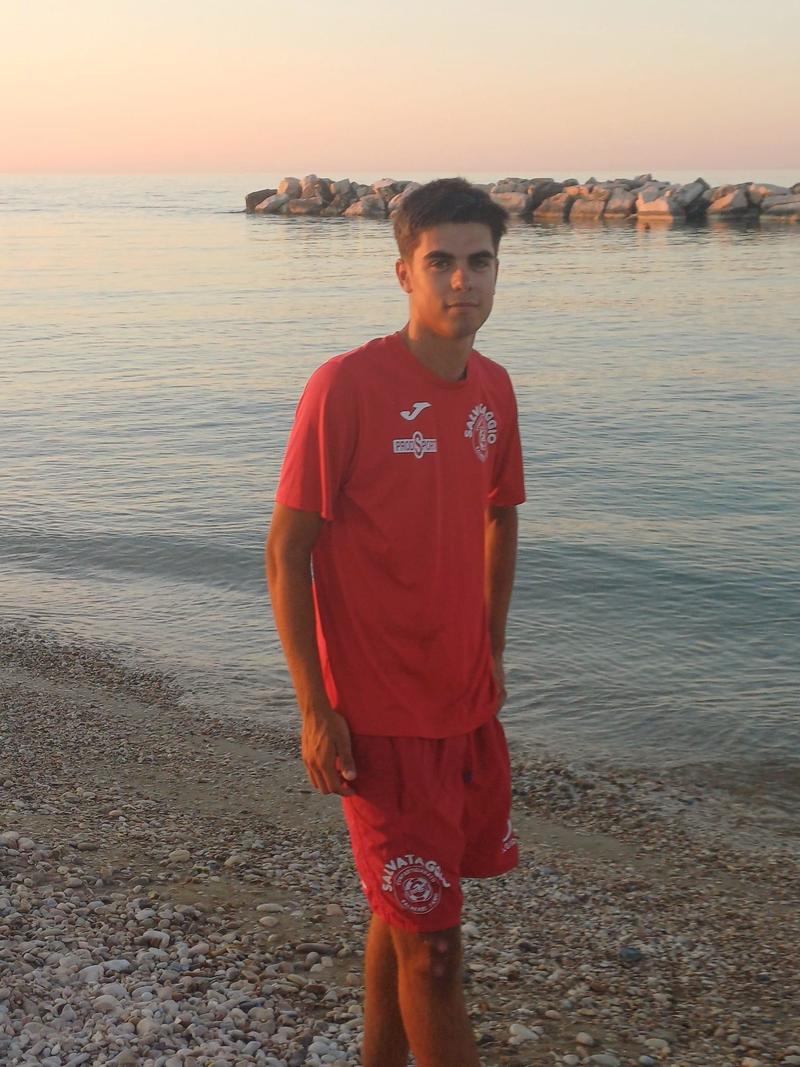 Nicola Isotti, bagnino eroe a 17 anni: “Rianimata dopo l’arresto cardiaco”
