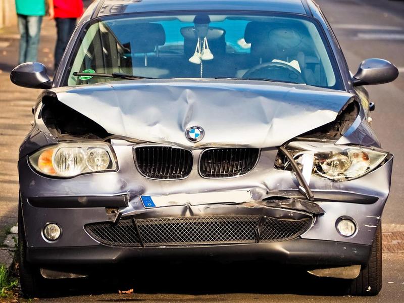 Incidente stradale, come ottenere il corretto risarcimento e nei tempi giusti