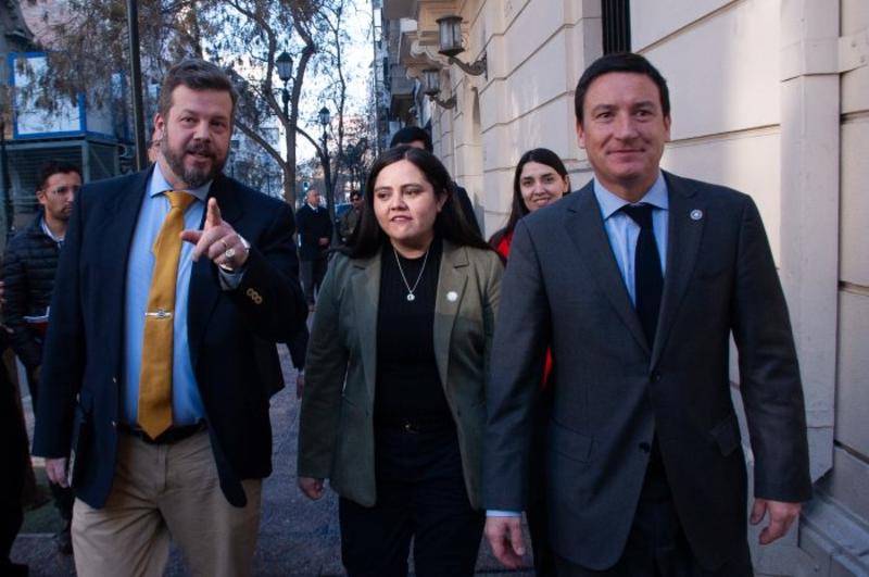 El harakiri de la derecha