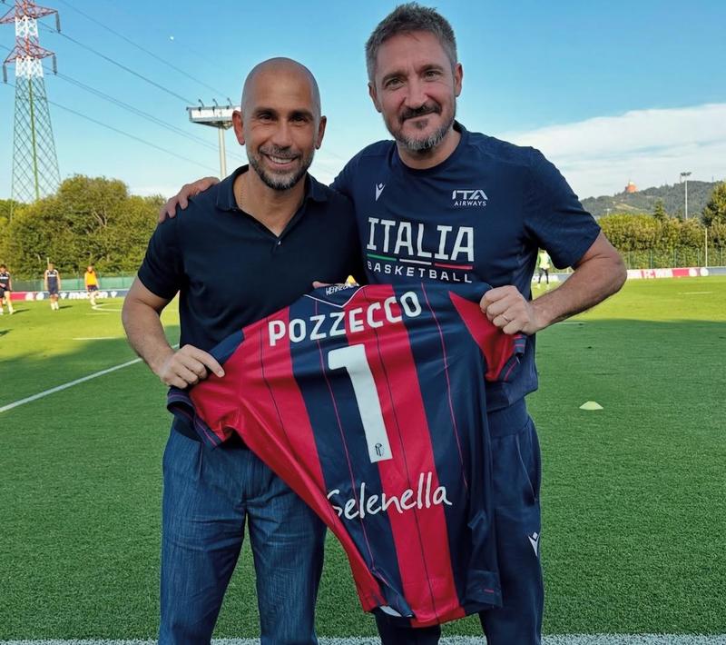 Bologna, coach Pozzecco fa visita ai rossoblù