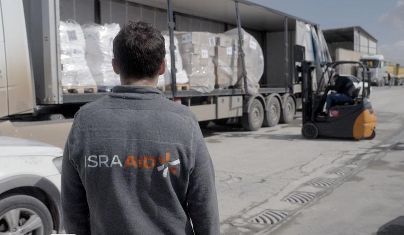 As humanitarian crisis deepens, Israeli aid groups gingerly open up about work in Gaza