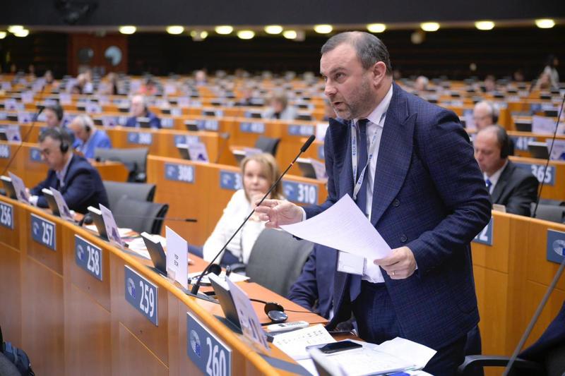 Andrea Putzu può candidarsi alle regionali nelle Marche