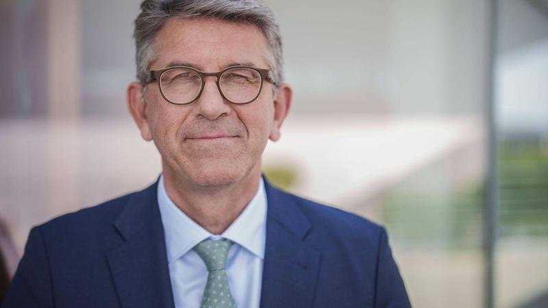 „Fratzenhafter Autoritarismus“: Weimer teilt gegen AfD aus