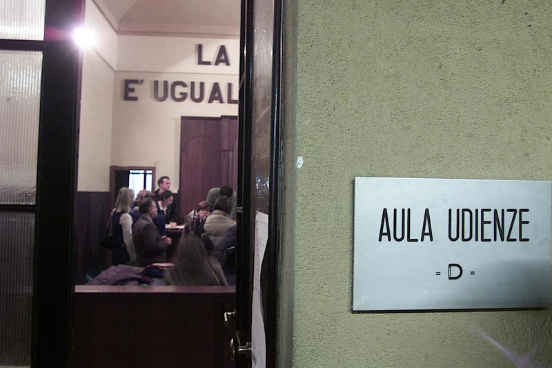 Lavorava di giorno e segnava ‘notturno’: medico dovrà risarcire l’ospedale