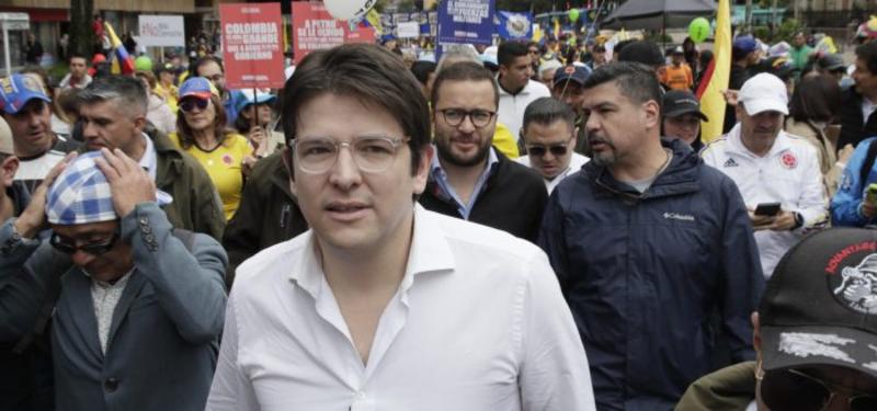La muerte de Miguel Uribe Turbay, una herida profunda para la democracia