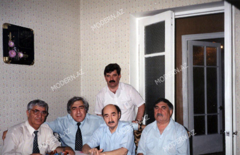 Anarla Fikrət Qocanı əsəbiləşdirənlər və sakitləşdirənlər...