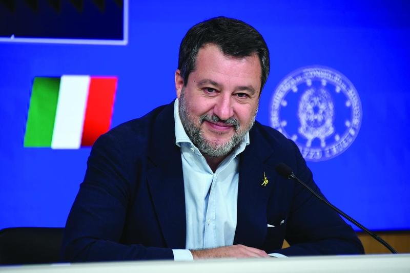 Da Pontida a Tel Aviv: Salvini “abbraccia” Bibi mentre Meloni si allinea con l’Europa